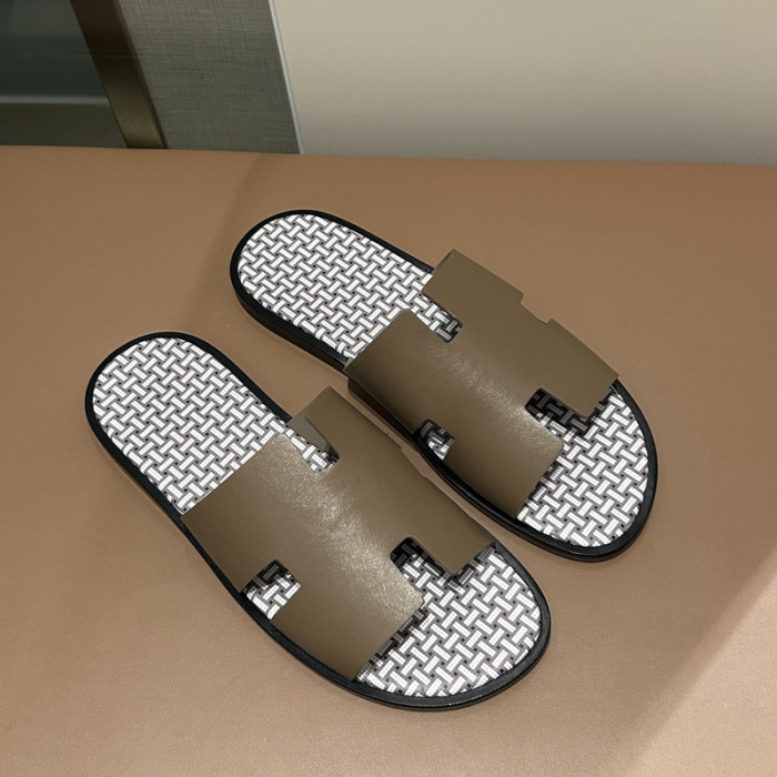 Herme* Sandal111