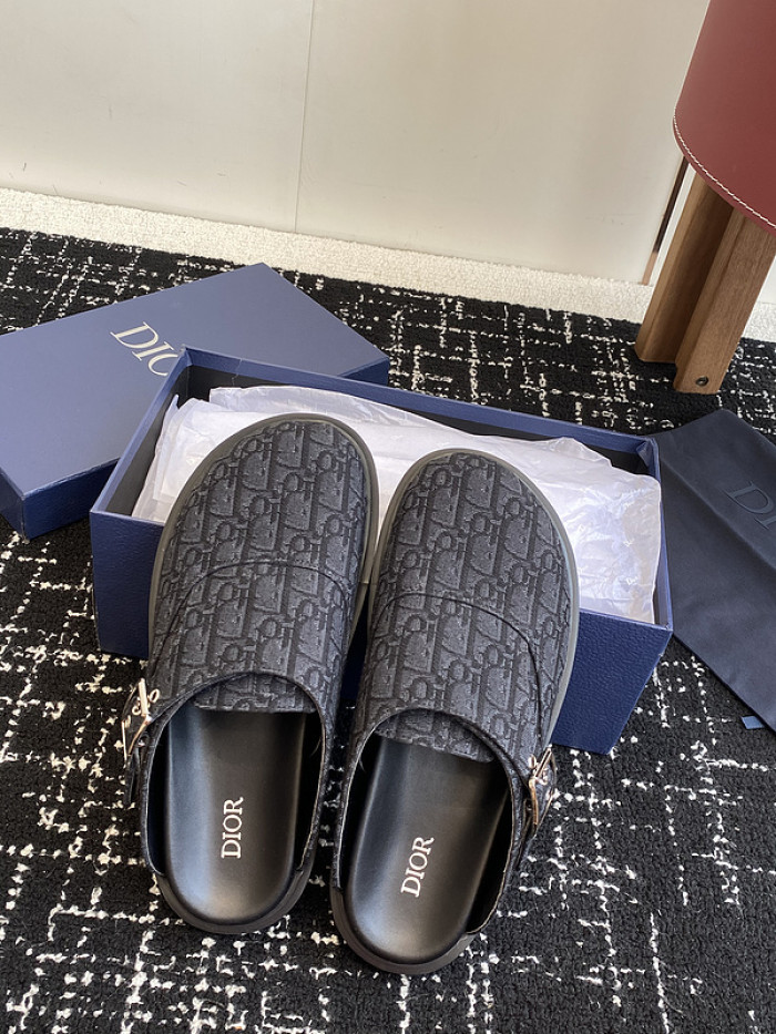 Dio*r sandal 71