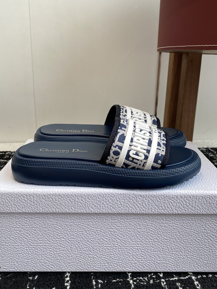 Dio*r sandal 62