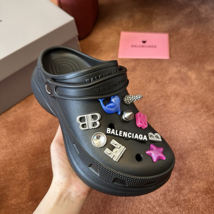 BALENCIAG* Crocs 56