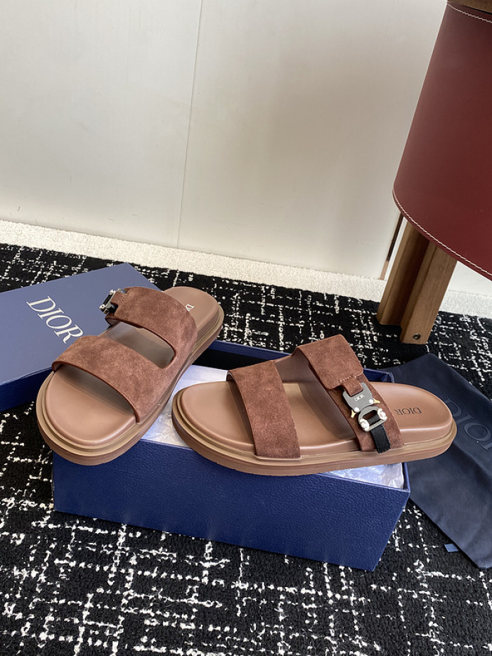 Dio*r sandal 68