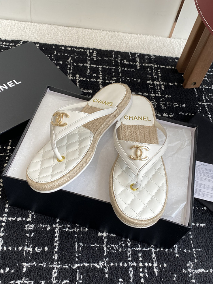 CHANE* SANDAL 24