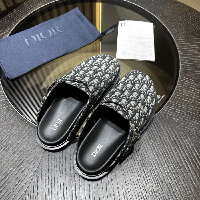 Dio*r sandal 58
