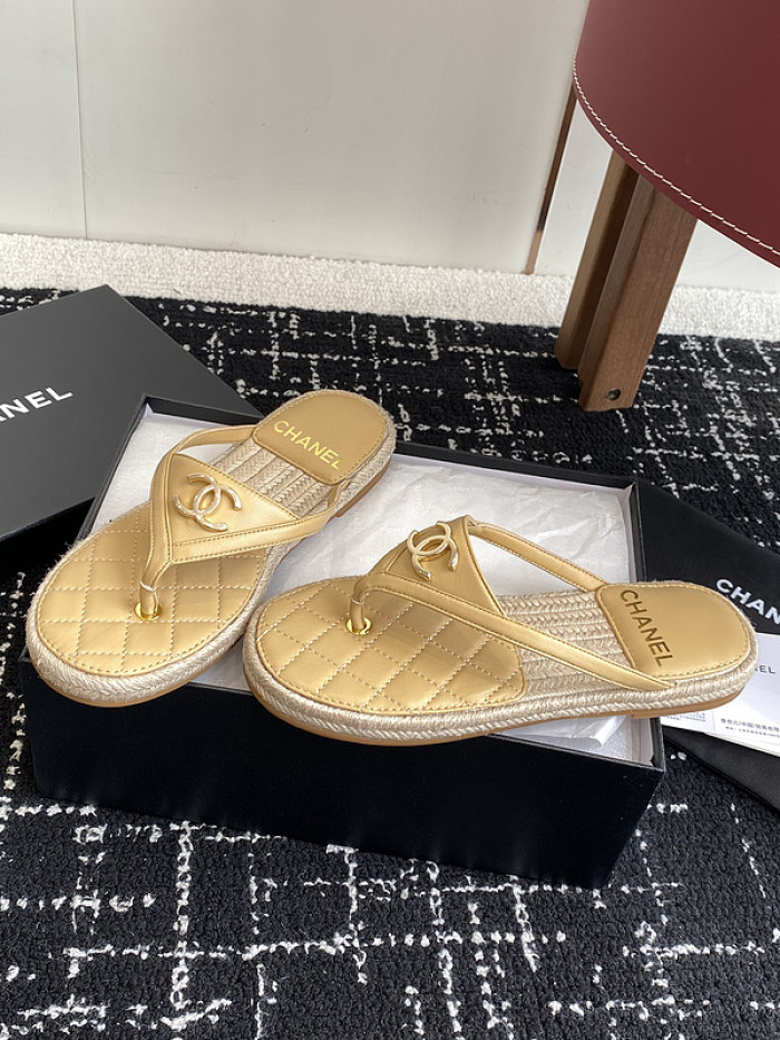 CHANE* SANDAL 26
