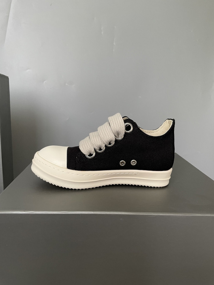Rick Owe* R000193